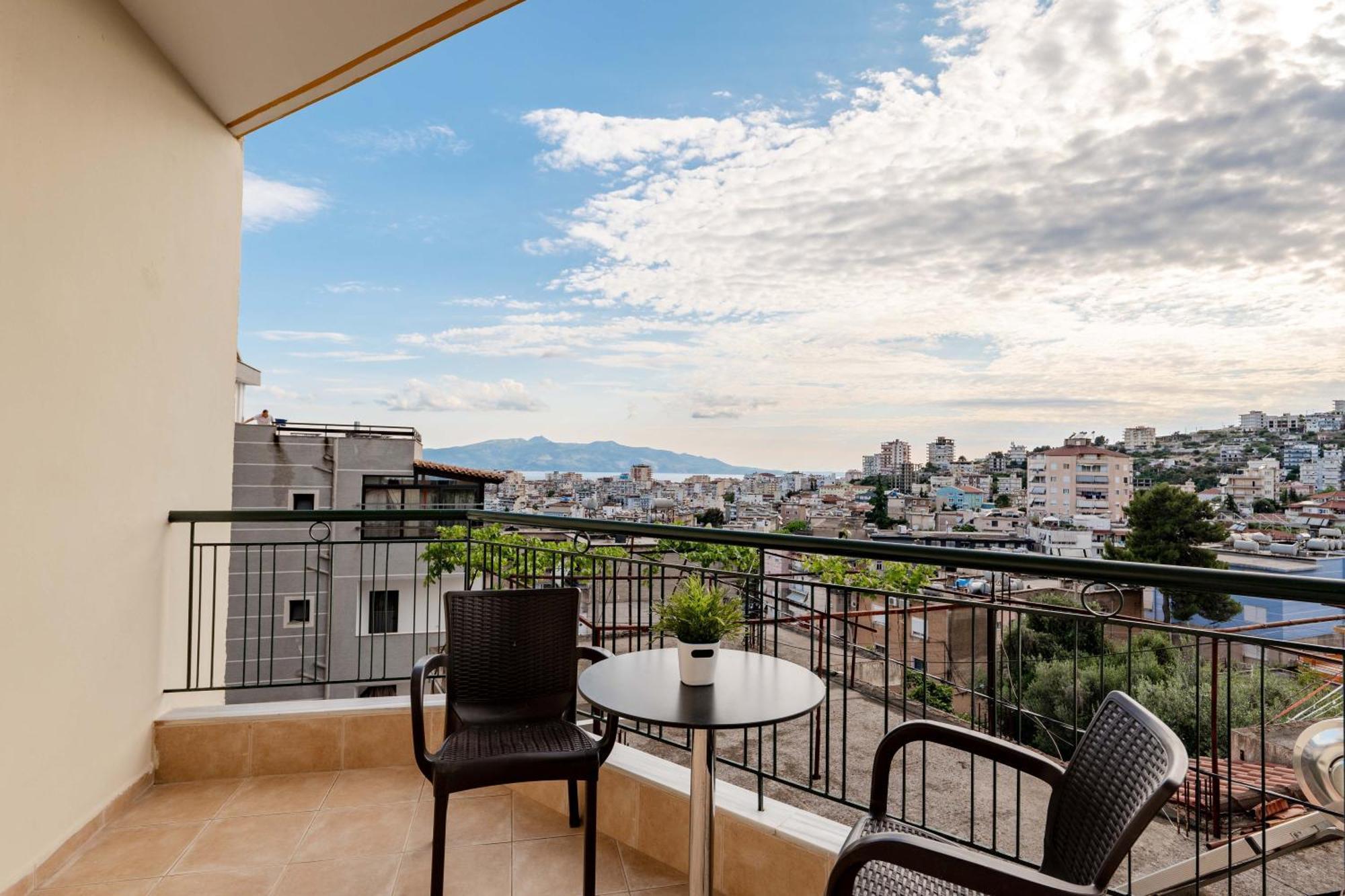 Harmony Apartment Sarande Exterior photo